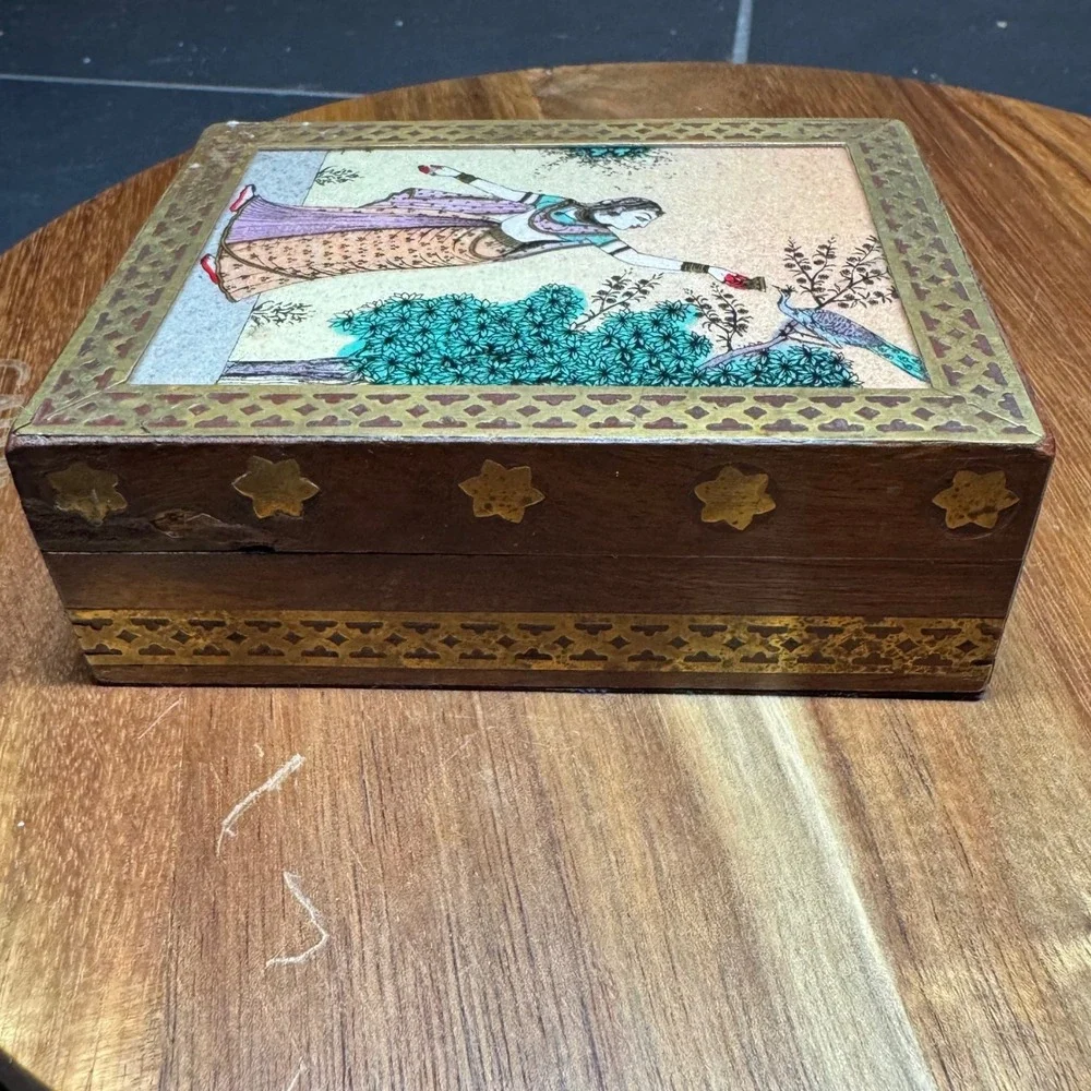 N/A handcrafted wooden